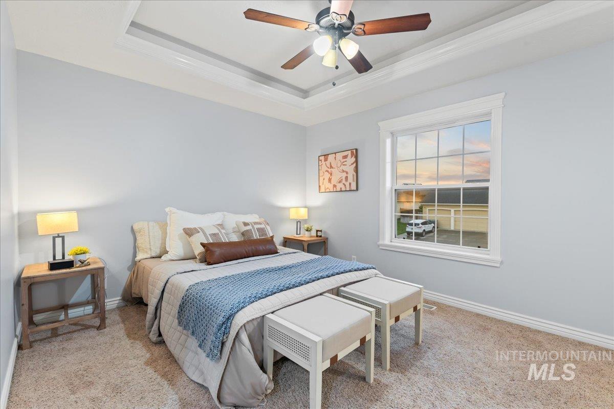 1497 NE Cinder Loop