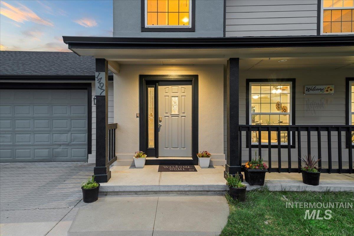 1497 NE Cinder Loop