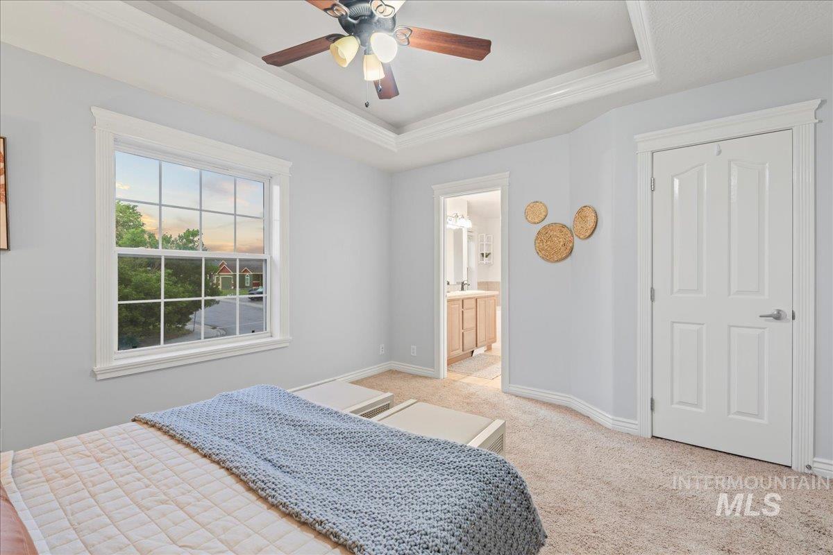 1497 NE Cinder Loop