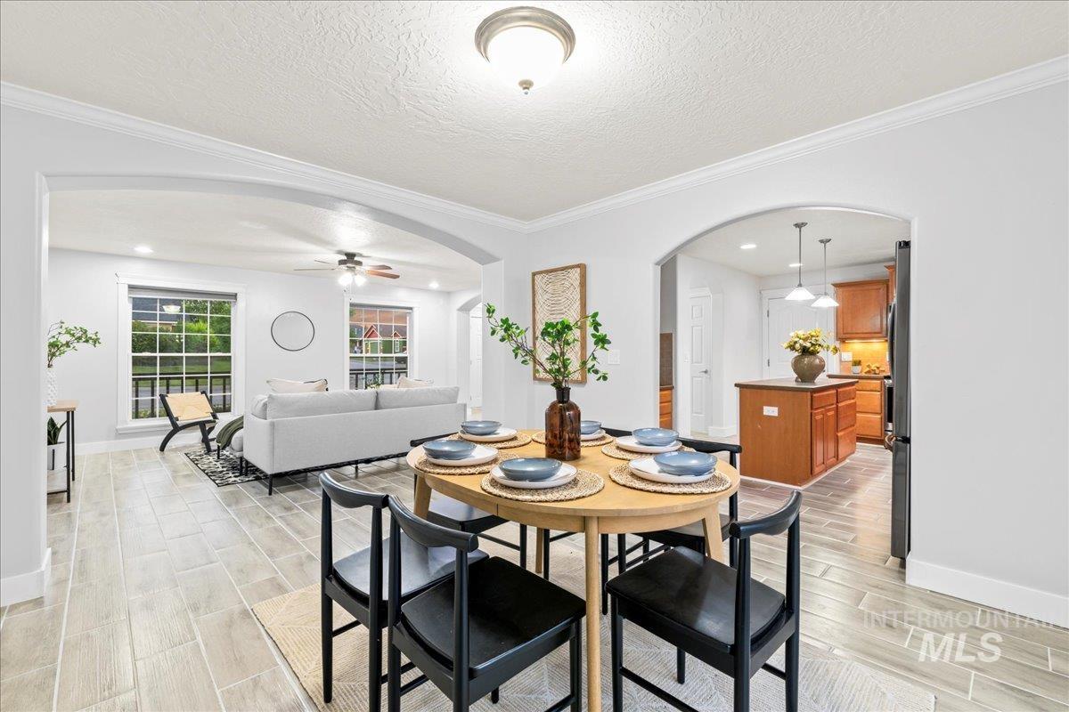 1497 NE Cinder Loop