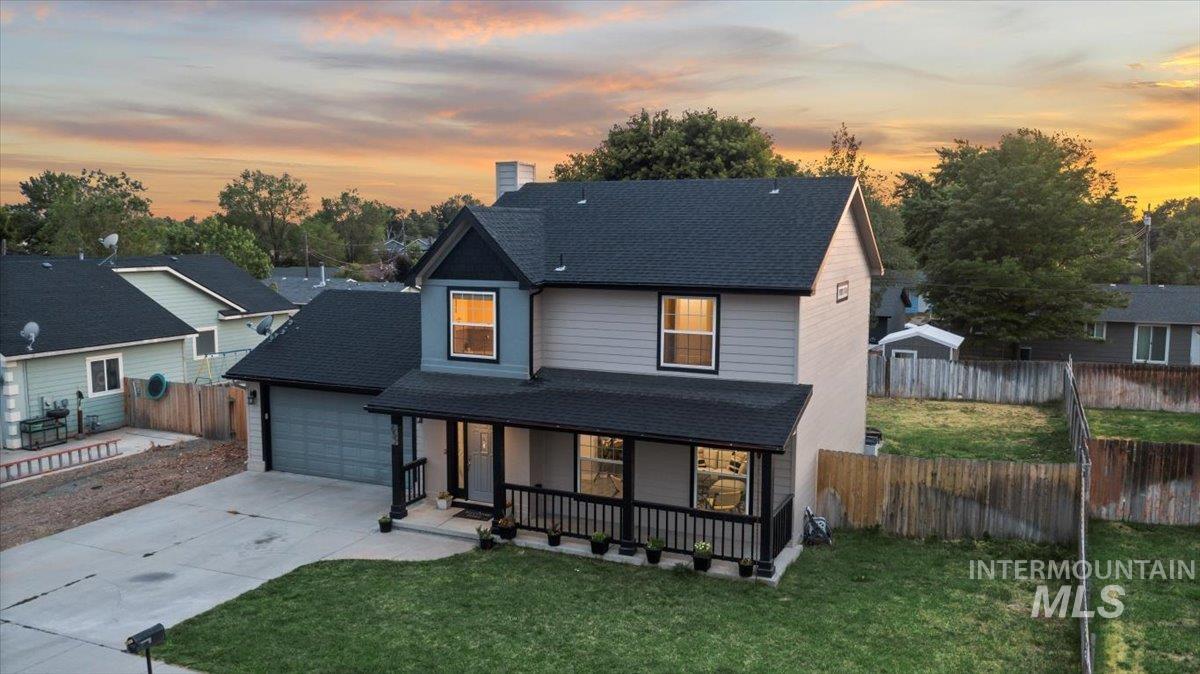 1497 NE Cinder Loop