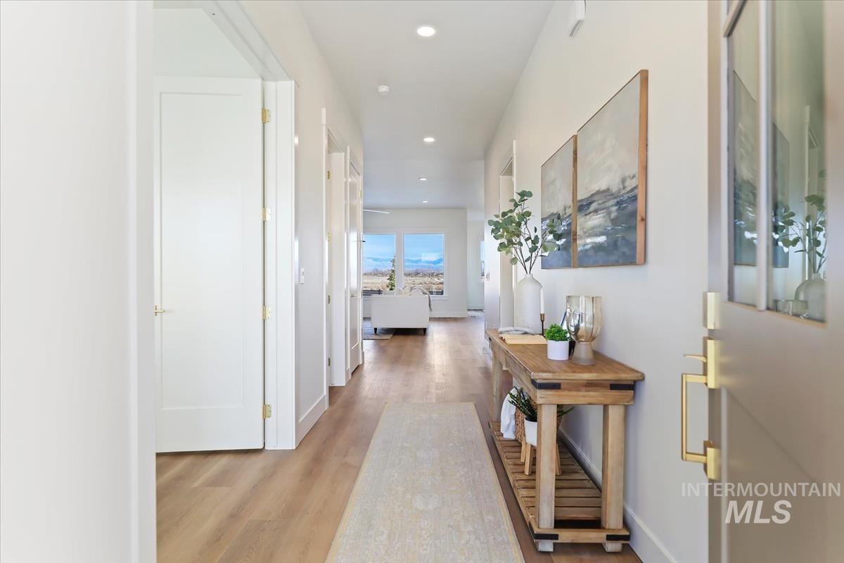 2228 N Palaestra Ave