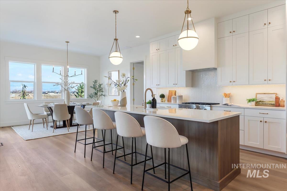 2228 N Palaestra Ave