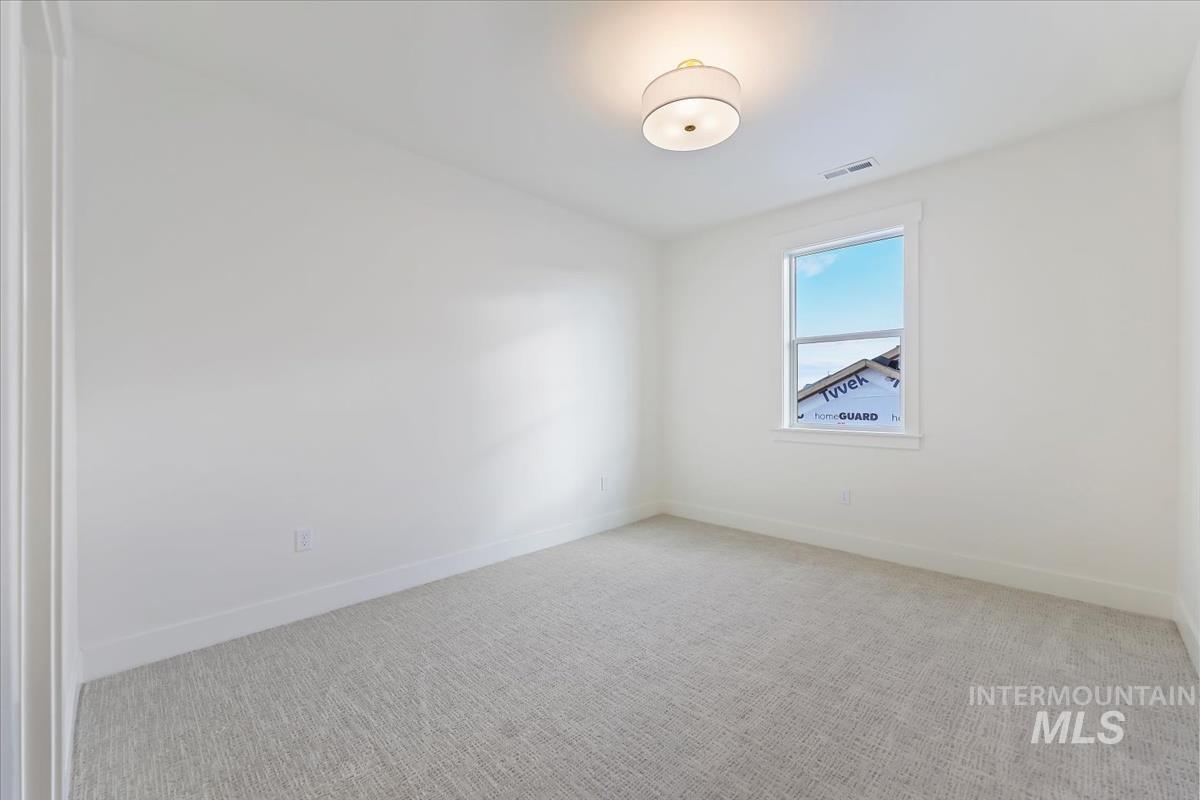 2228 N Palaestra Ave