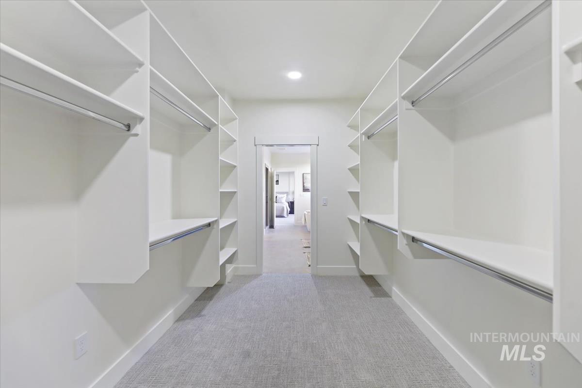 2228 N Palaestra Ave