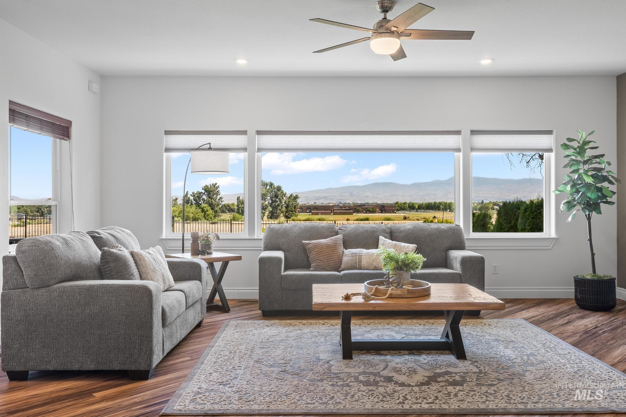 8582 W Thunder Mountain Dr.