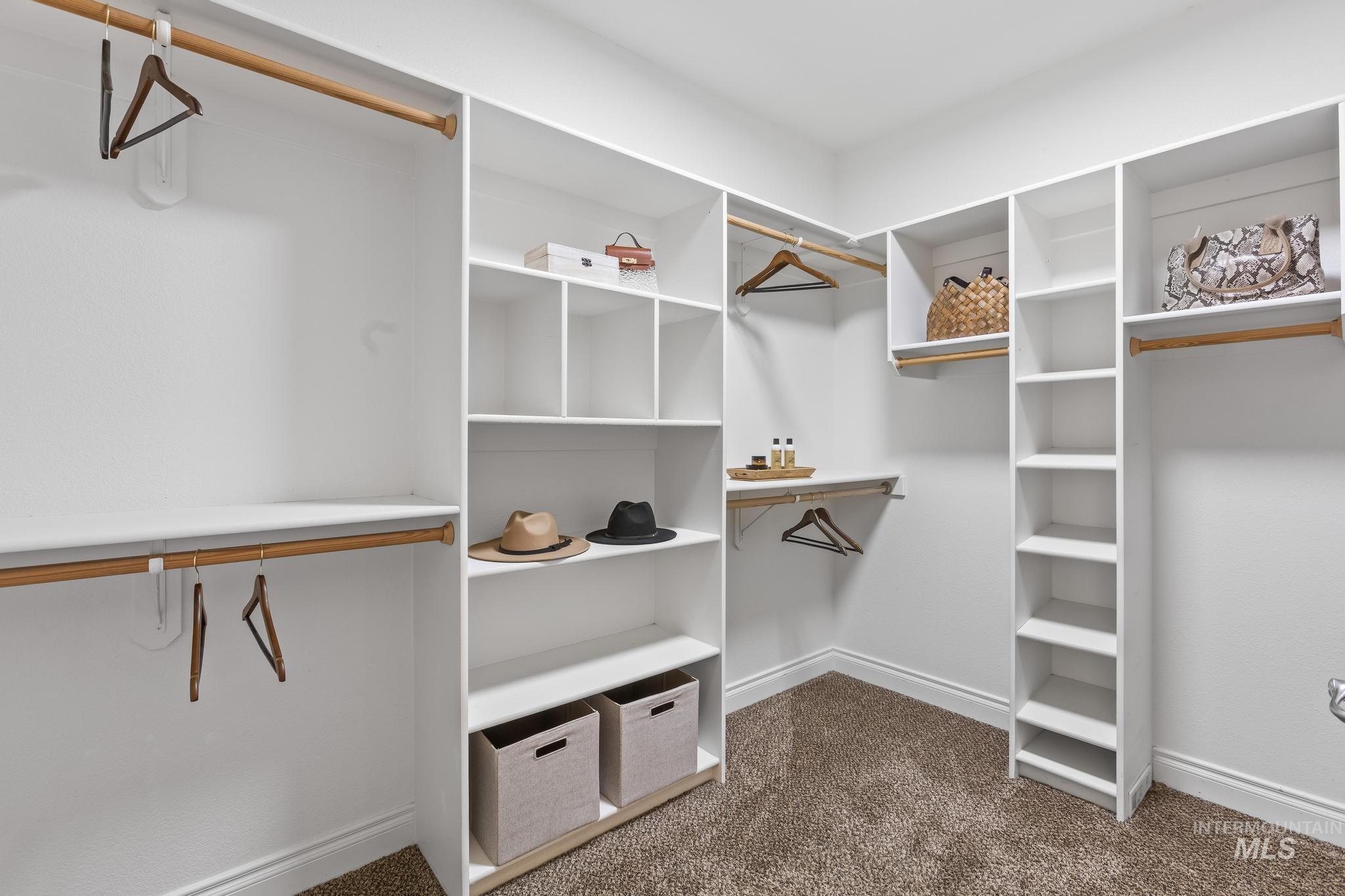 8582 W Thunder Mountain Dr.