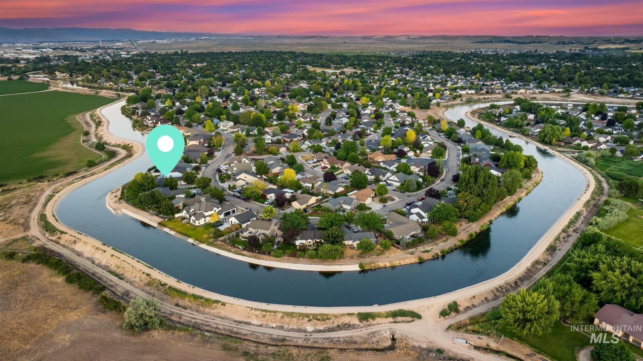 8582 W Thunder Mountain Dr.