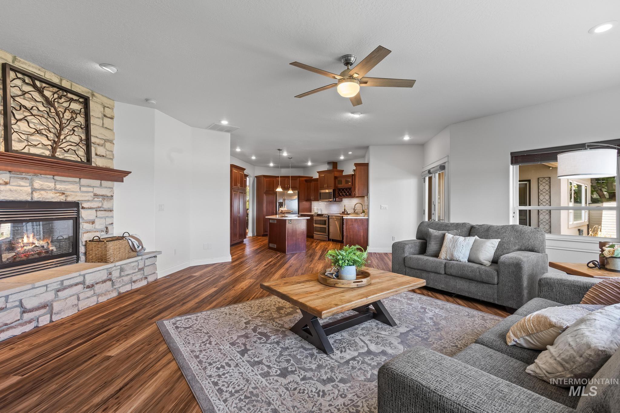 8582 W Thunder Mountain Dr.