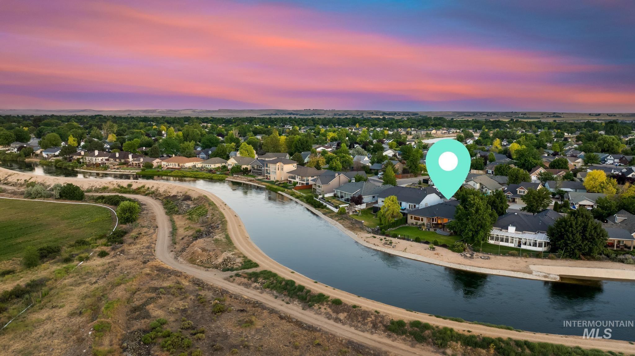 8582 W Thunder Mountain Dr.