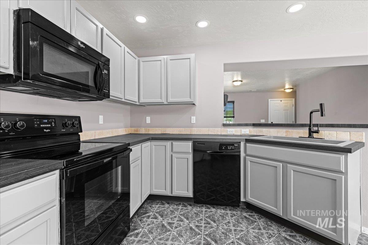 11210 W Silver River Loop