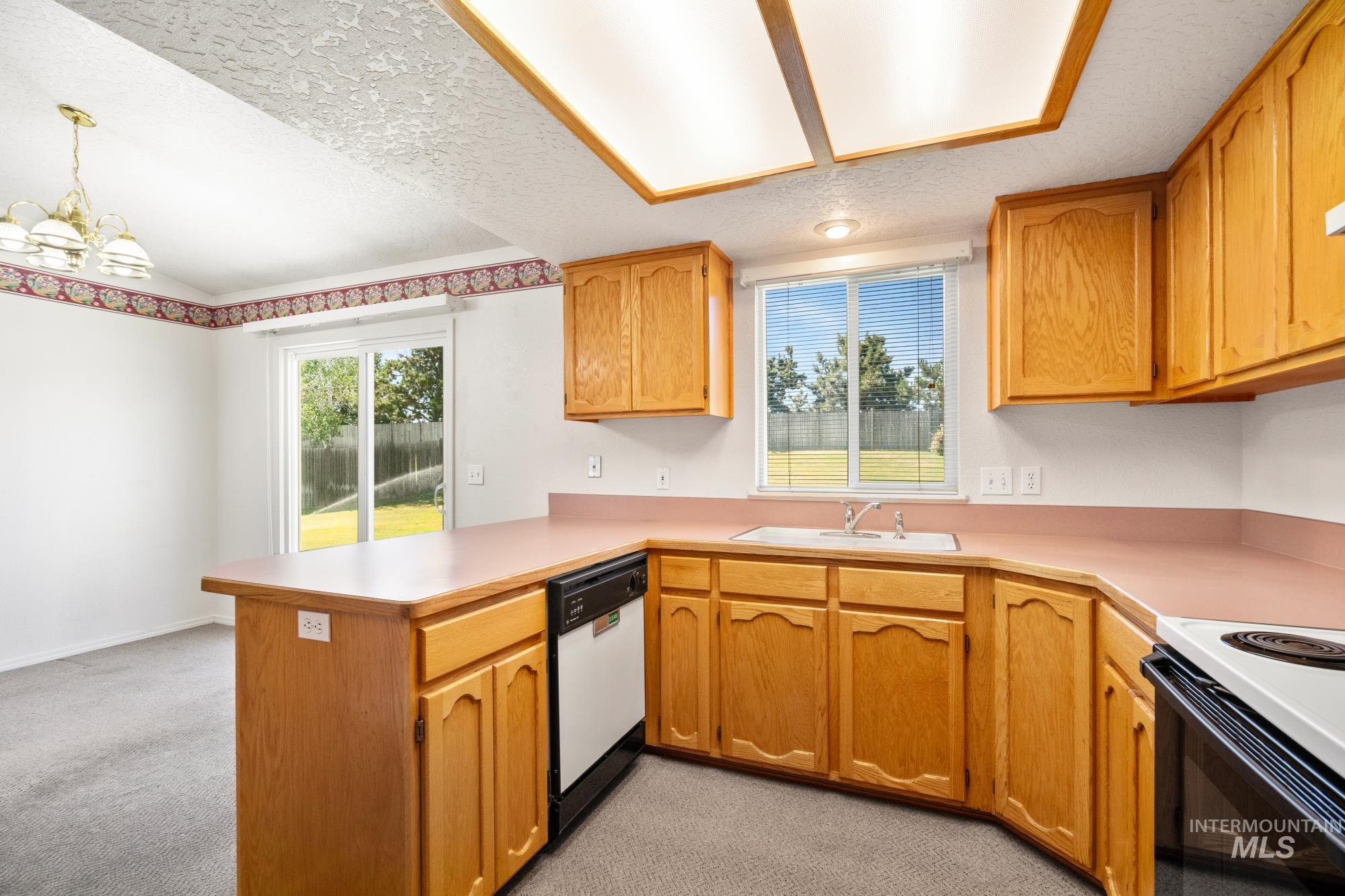 12523 W Rutherford Ct