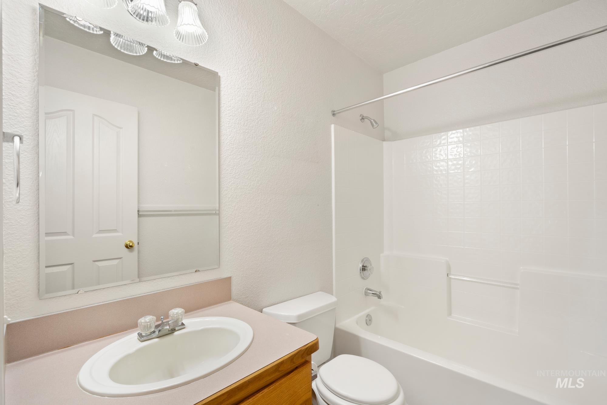 12523 W Rutherford Ct