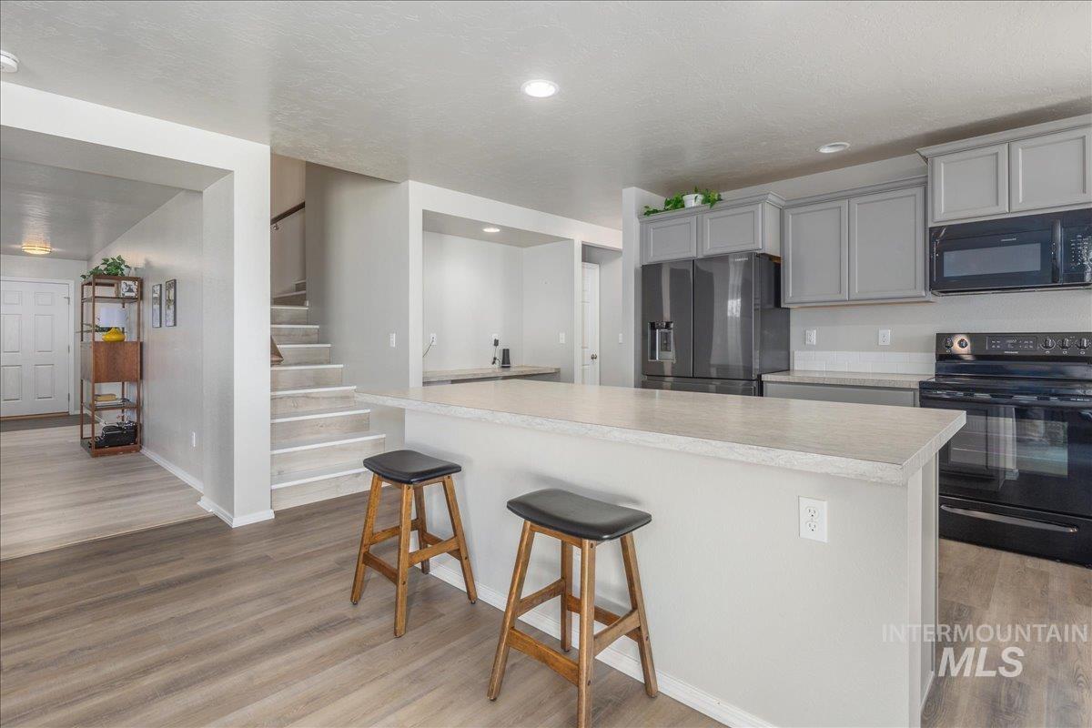 2207 W Neilscott Dr