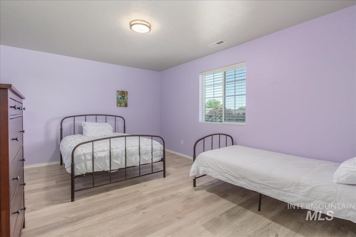 2207 W Neilscott Dr