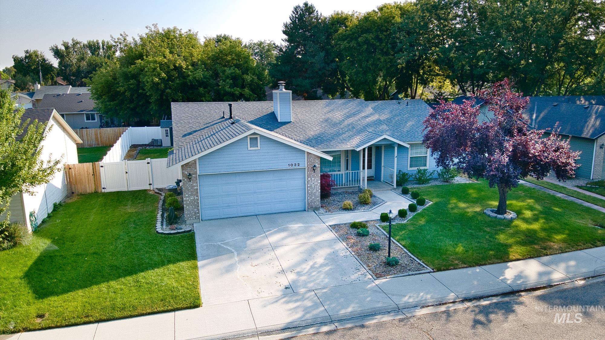 1032 W Egret Dr