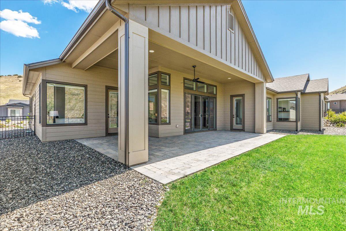 17943 N Burnt Car Pl