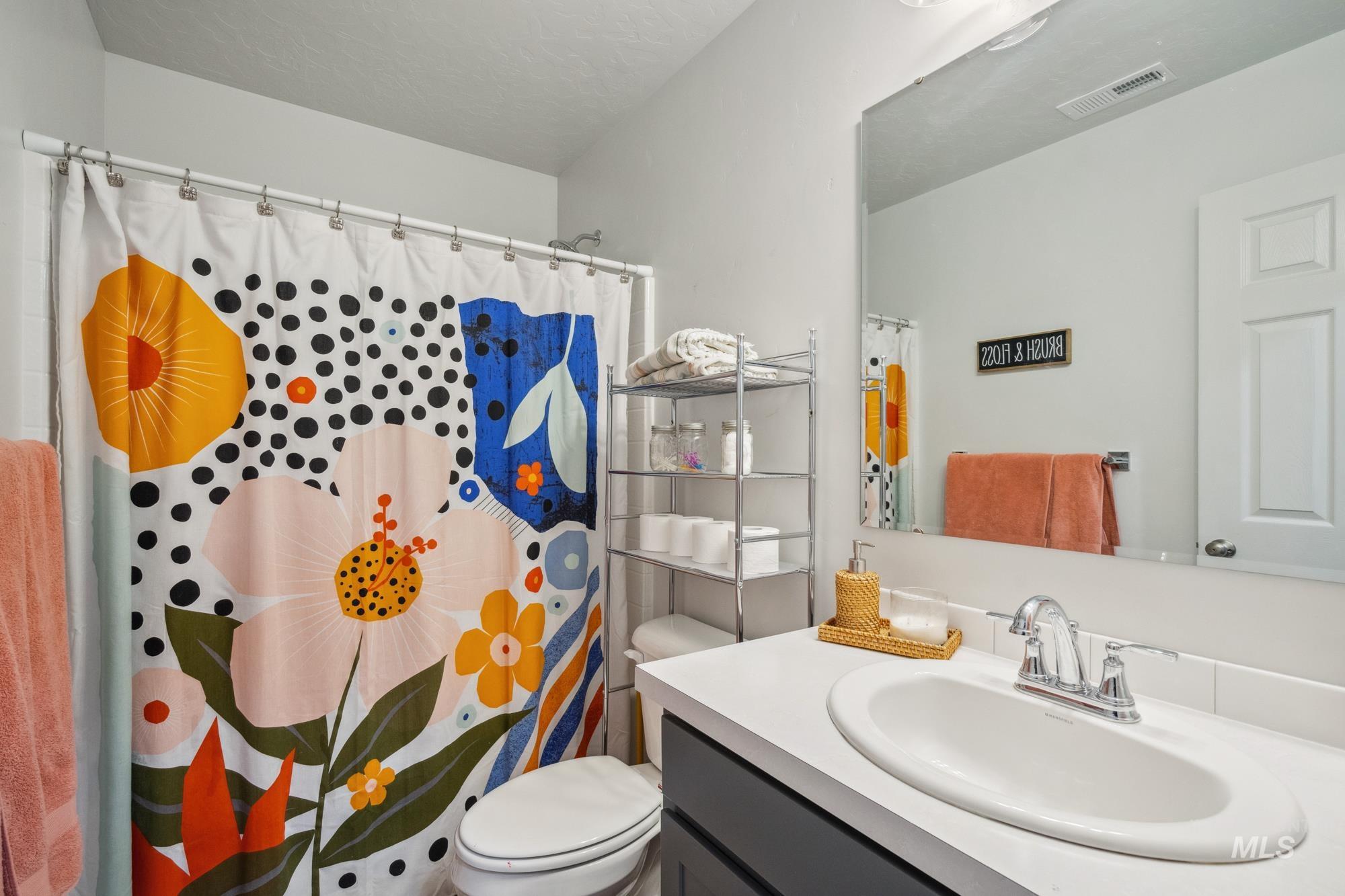 142 N Cranesbill Ave