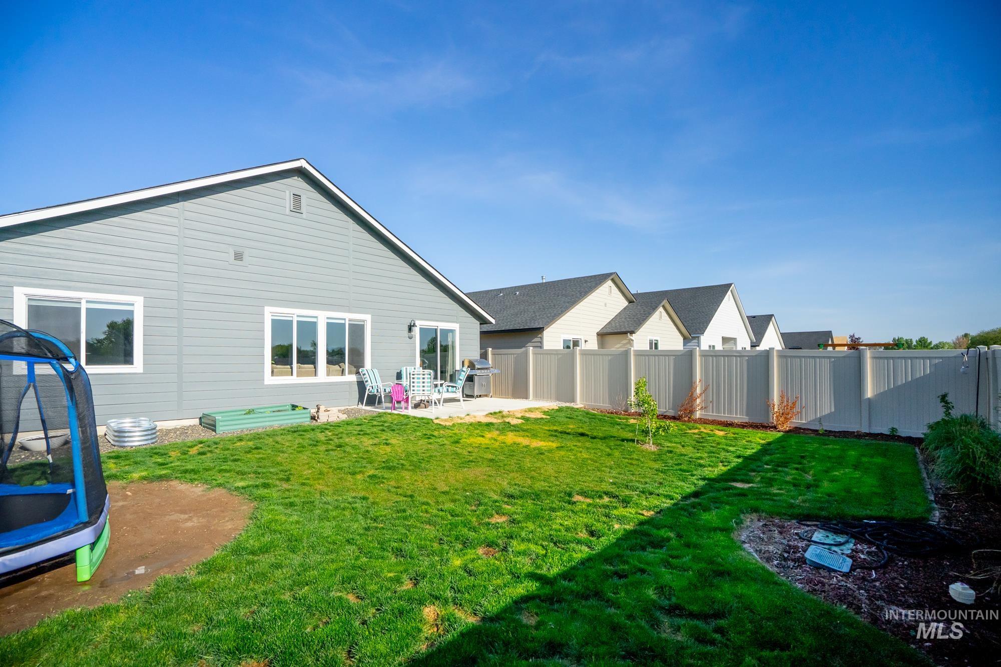 142 N Cranesbill Ave