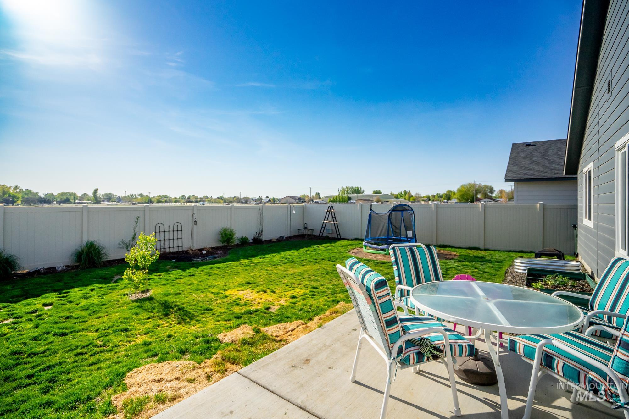 142 N Cranesbill Ave