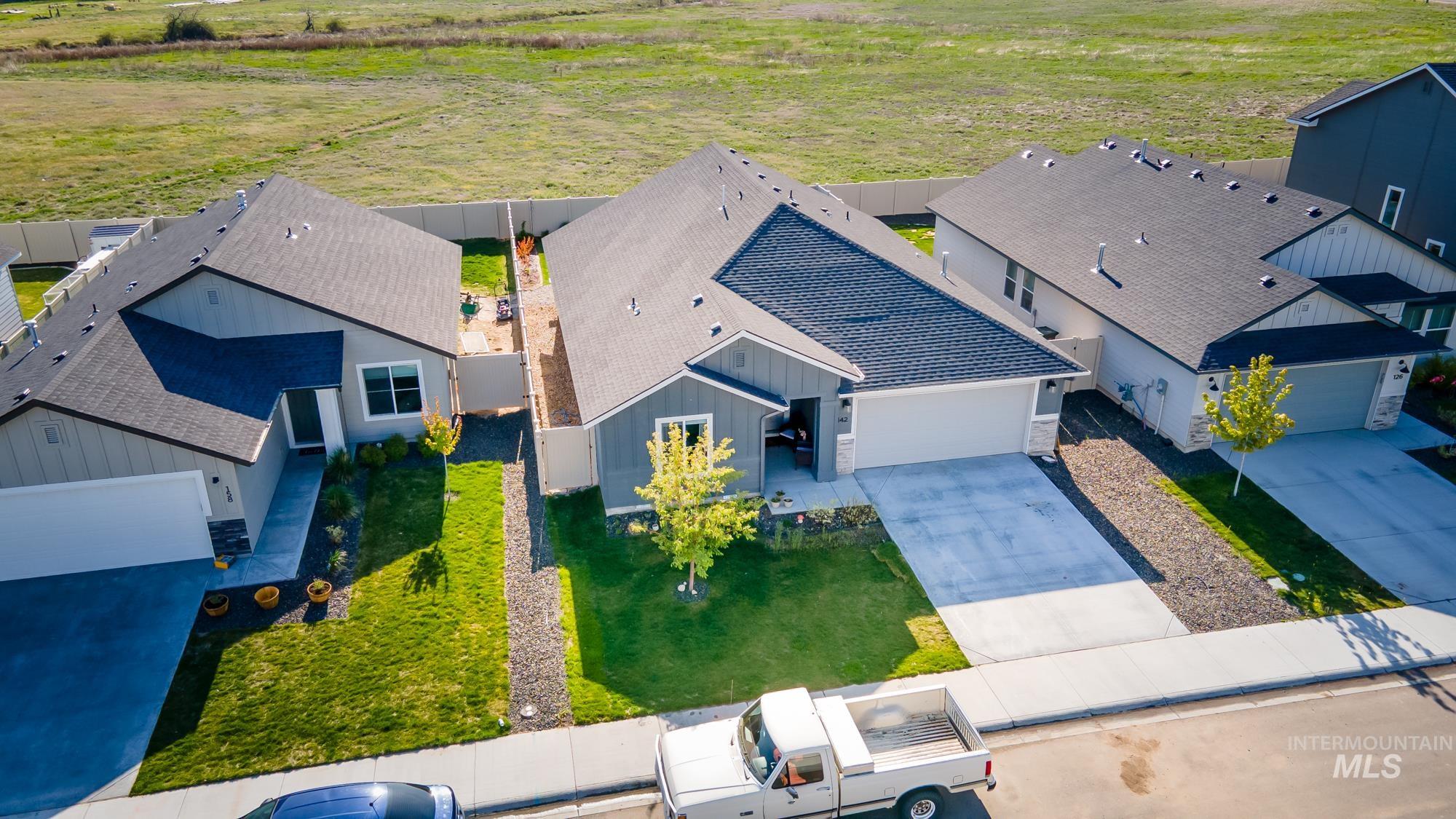 142 N Cranesbill Ave