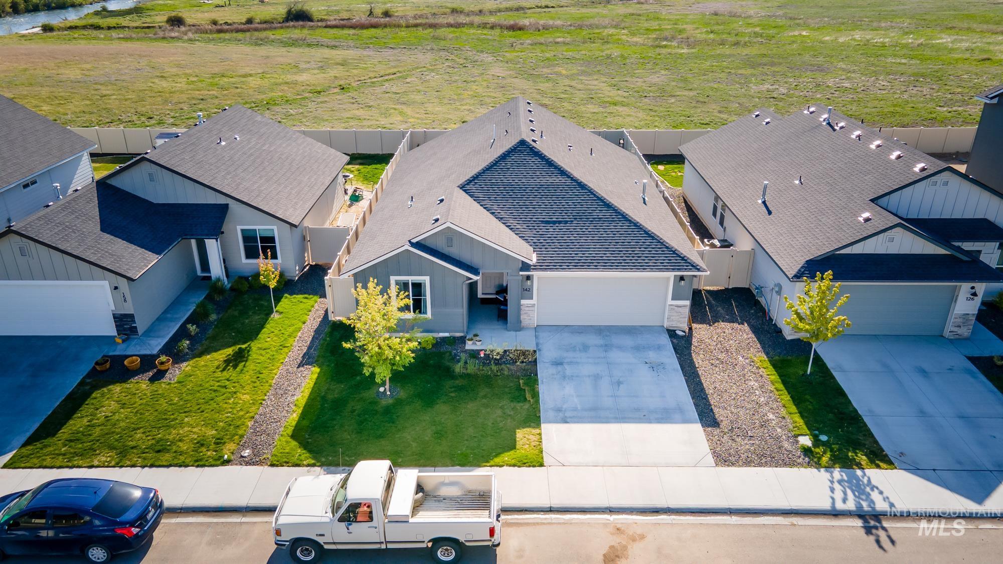 142 N Cranesbill Ave