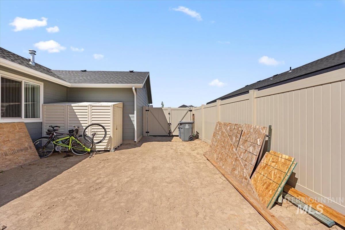 4914 Endicott Dr