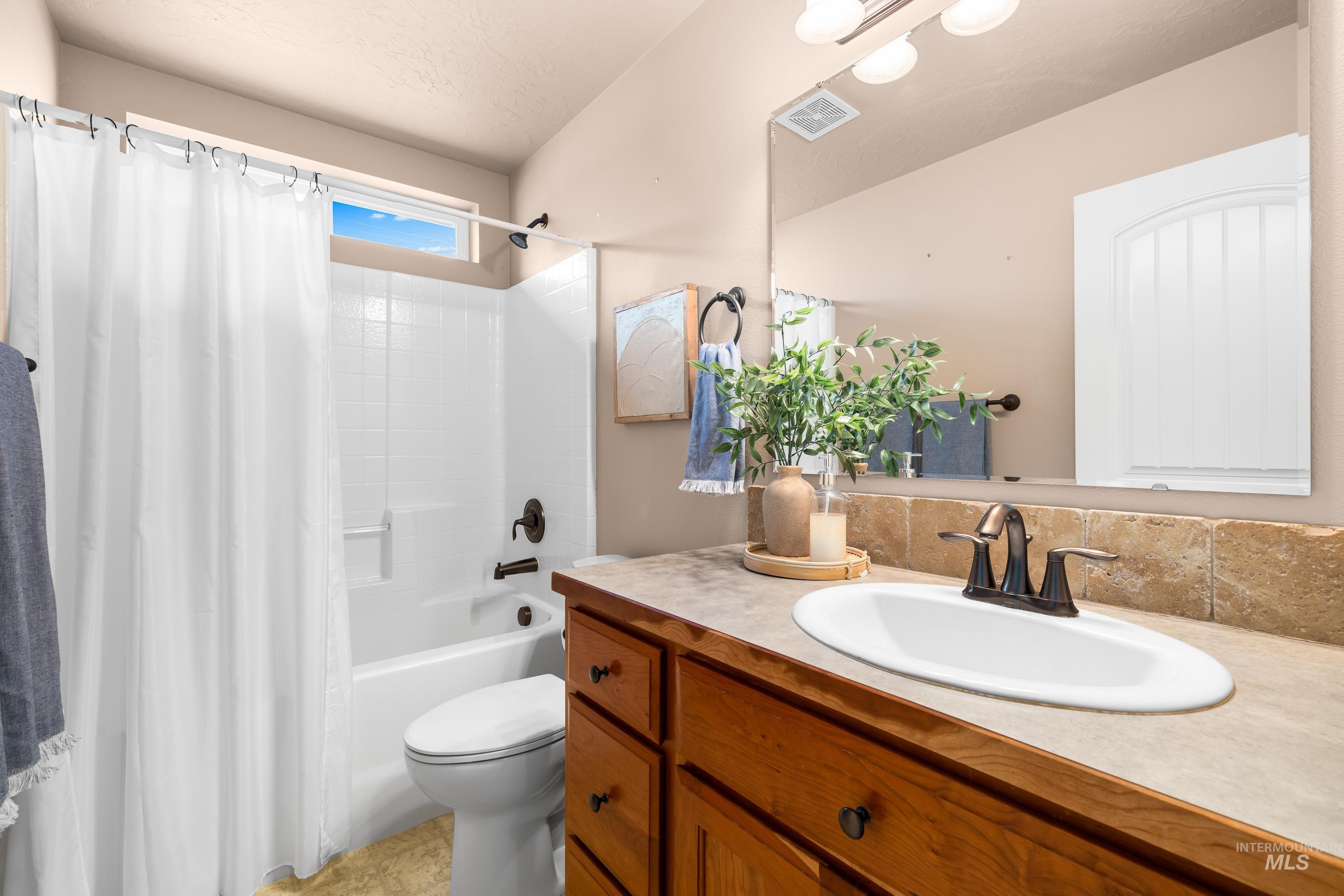 11074 W Crossbow St.