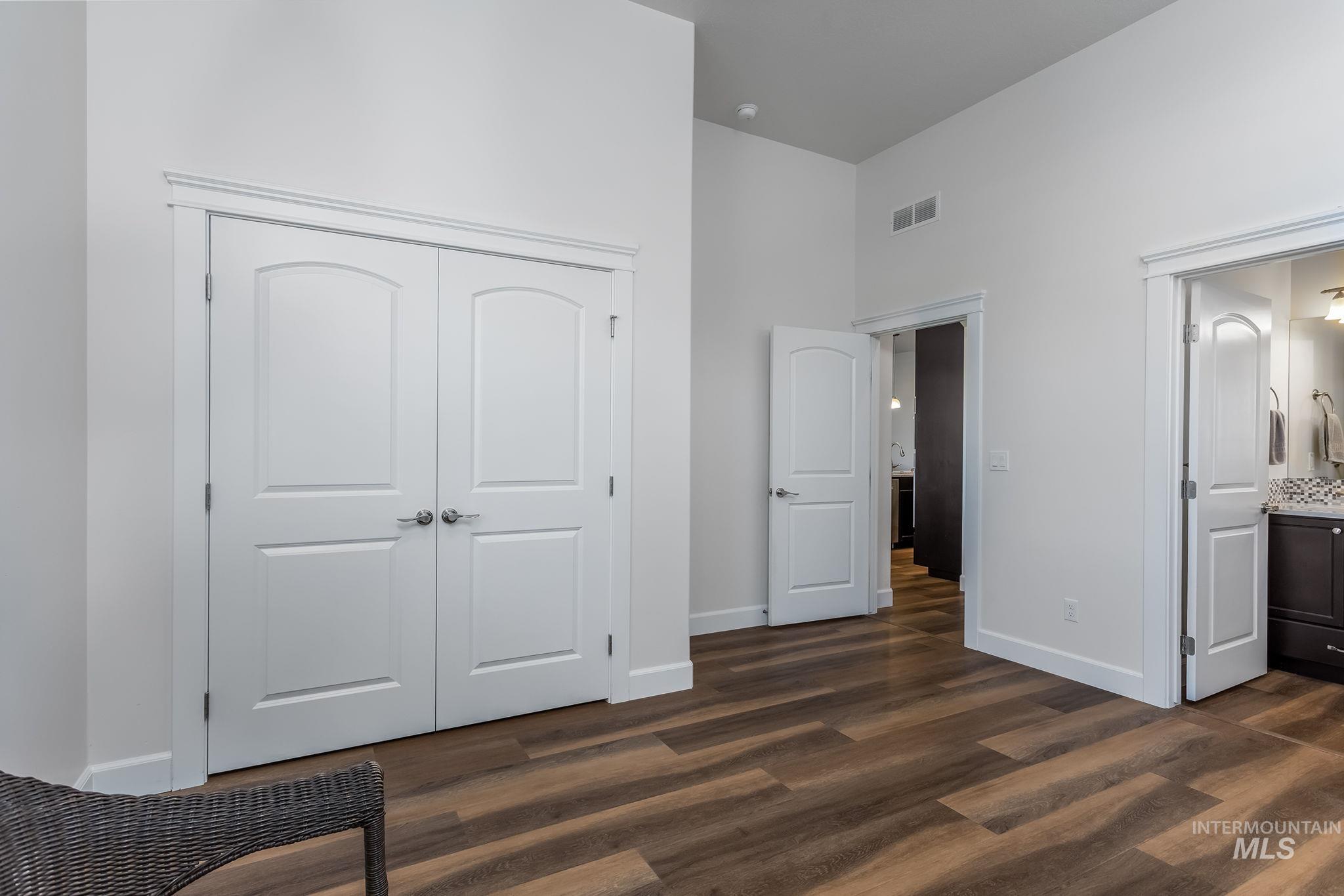 10346 Lothbury Drive