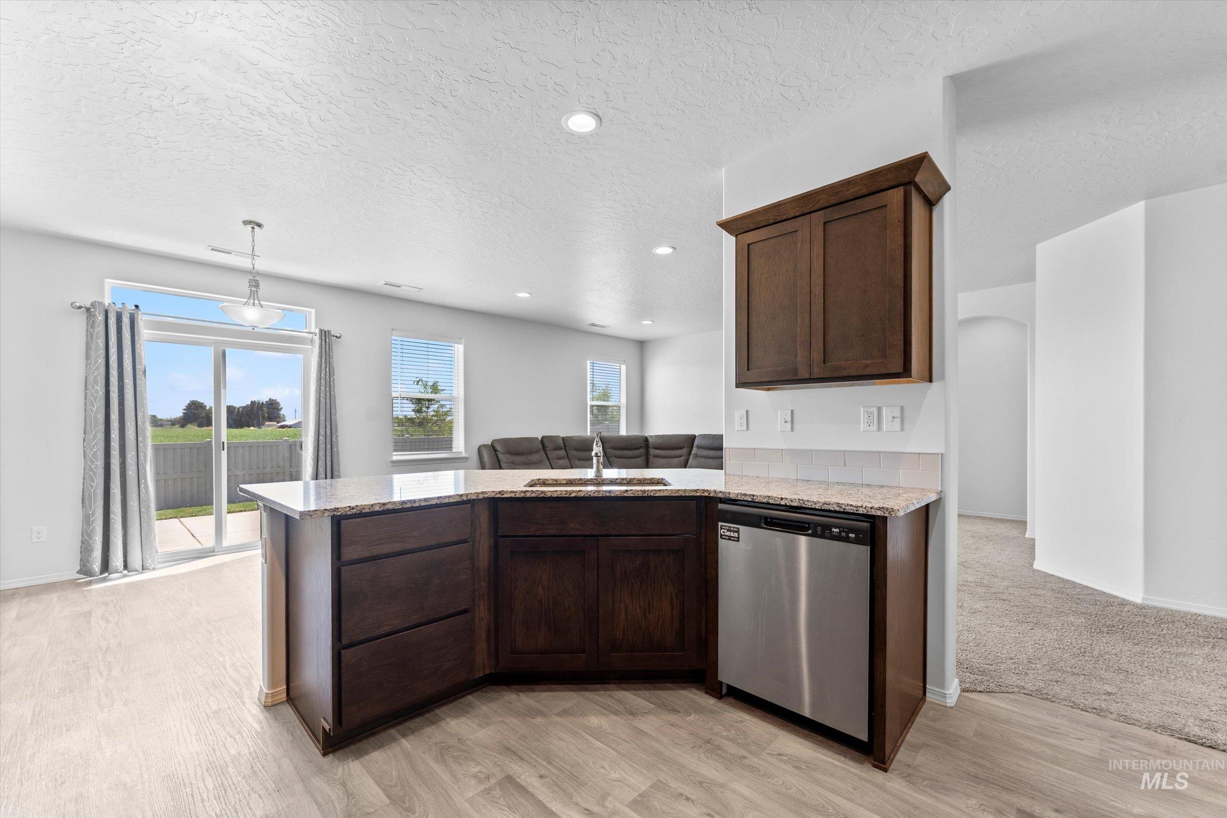 4715 Great Falls Ave