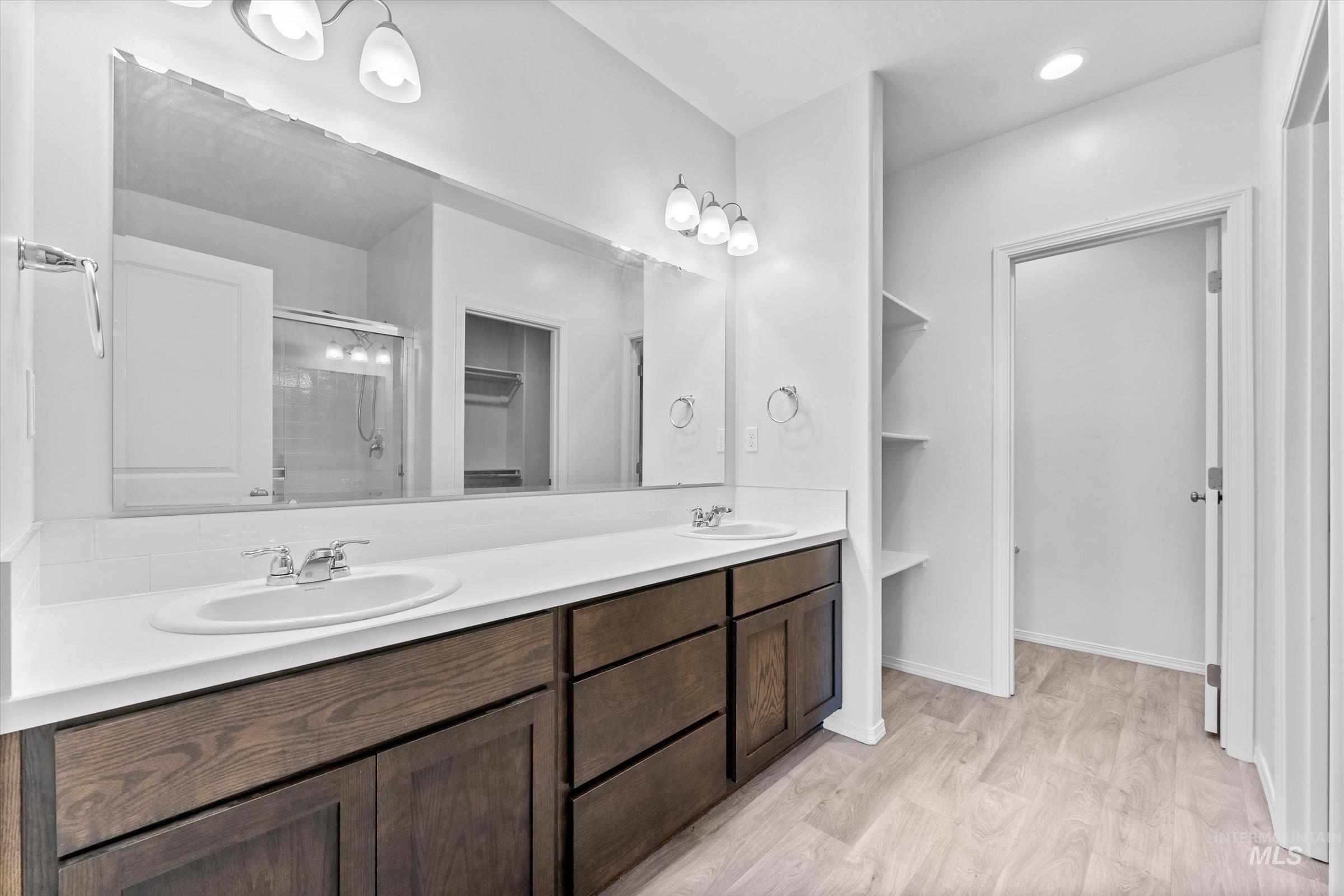 4715 Great Falls Ave