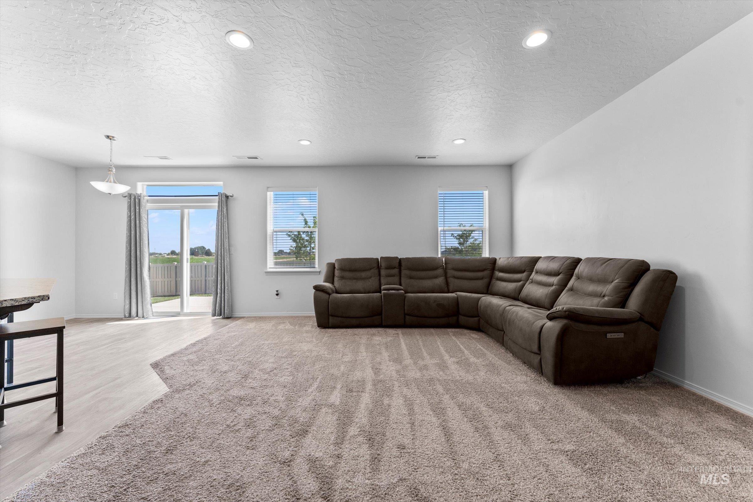 4715 Great Falls Ave