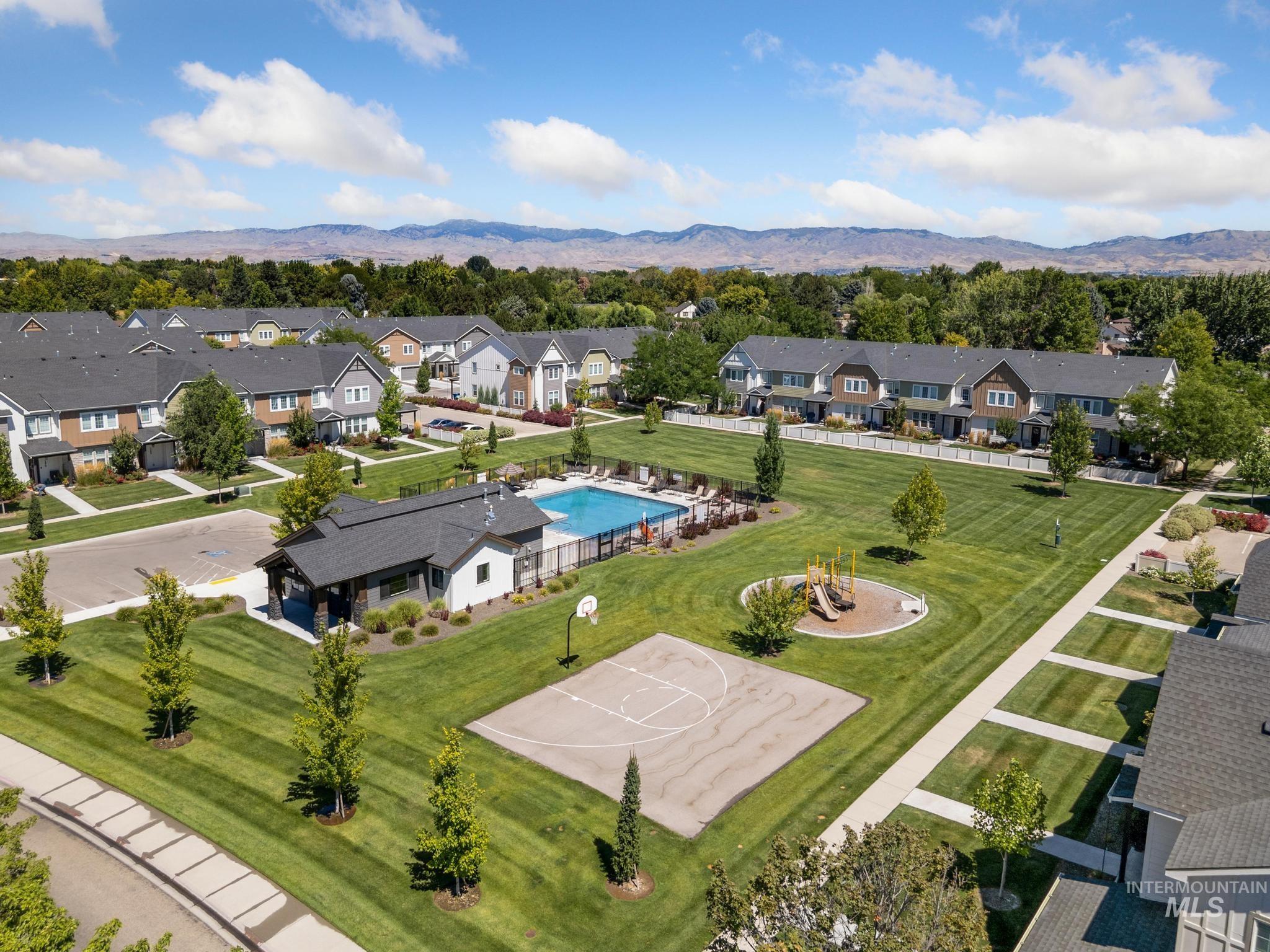 10091 W Campville St