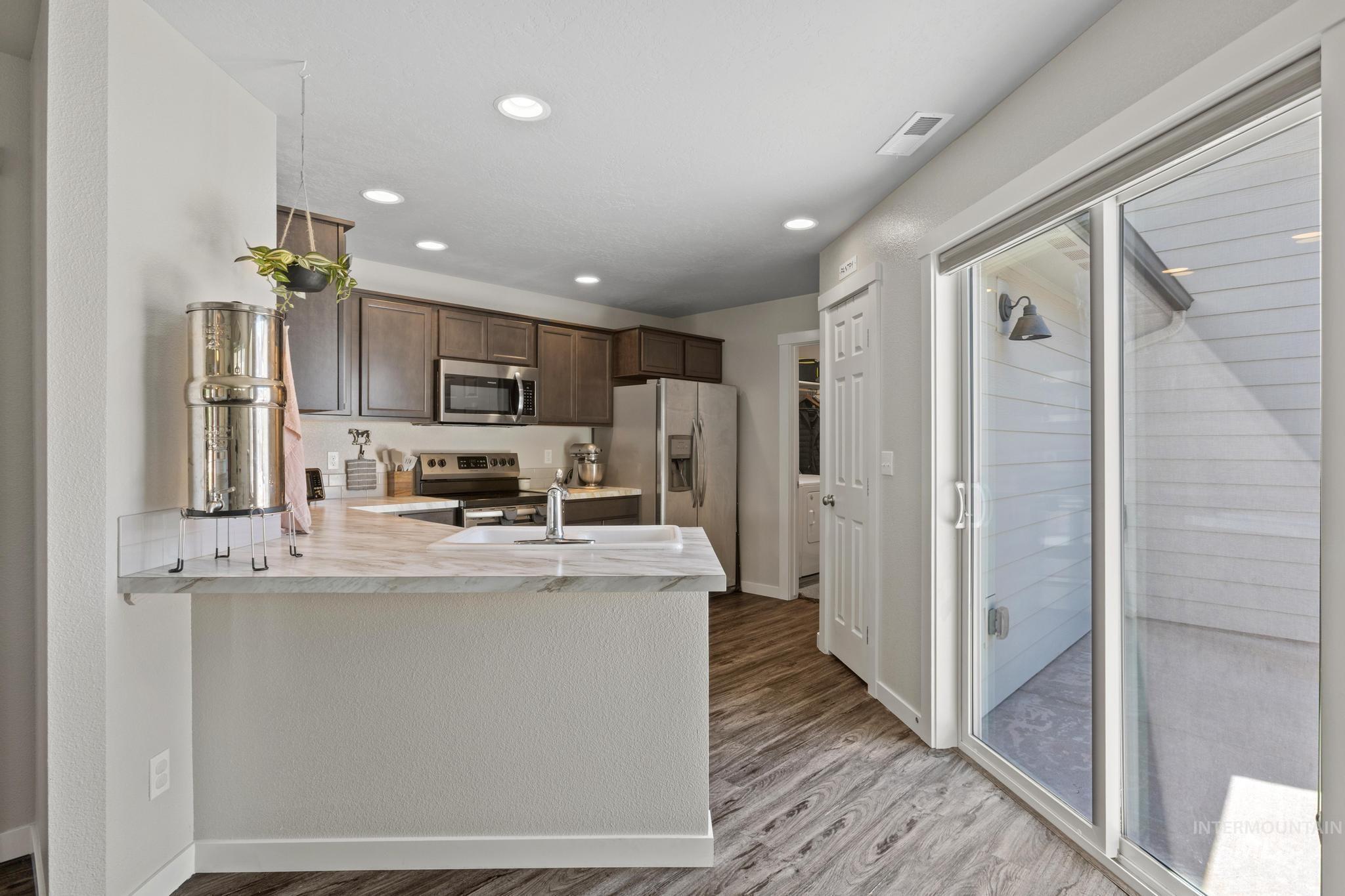 10091 W Campville St