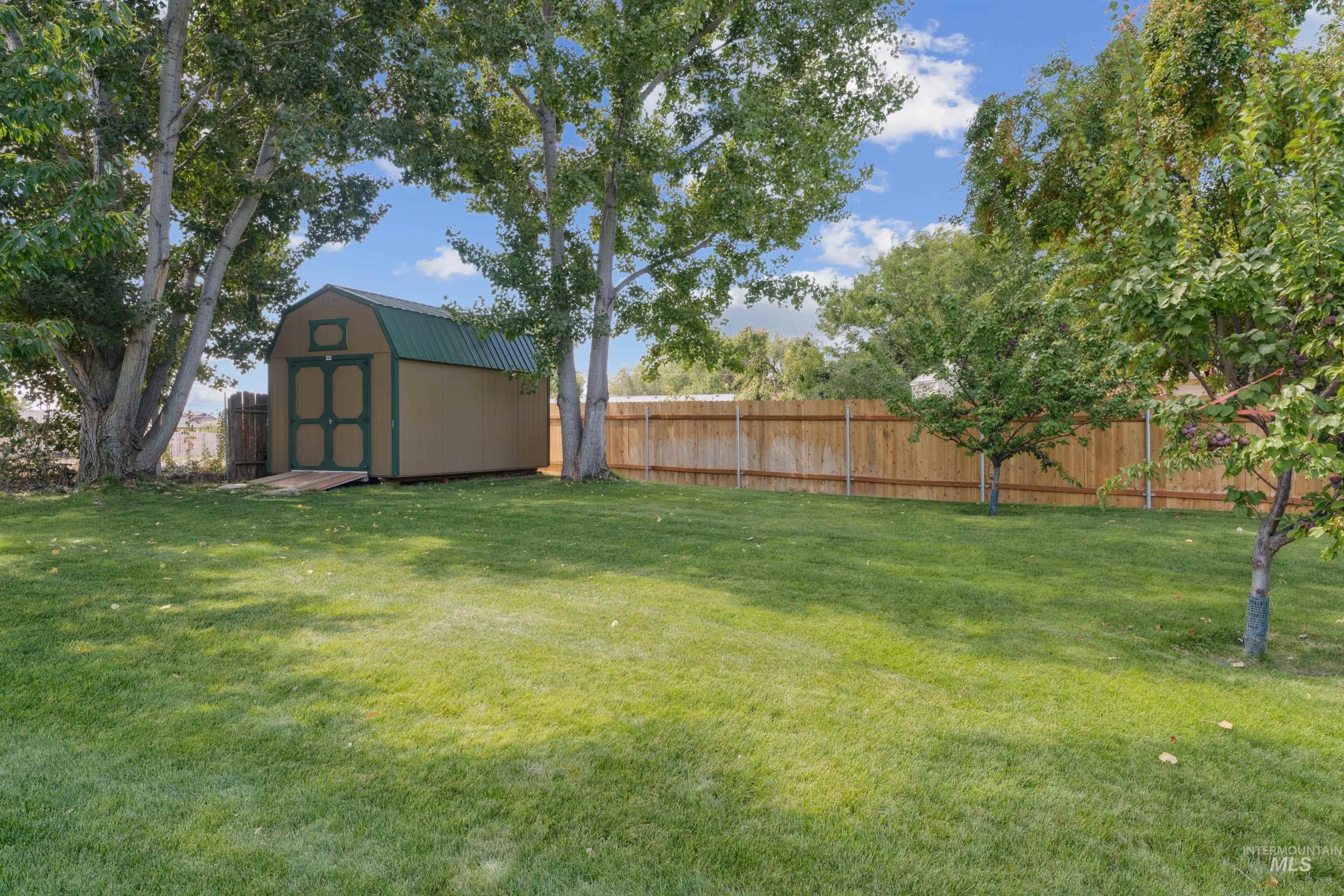 1081 W Ashwood Ct.