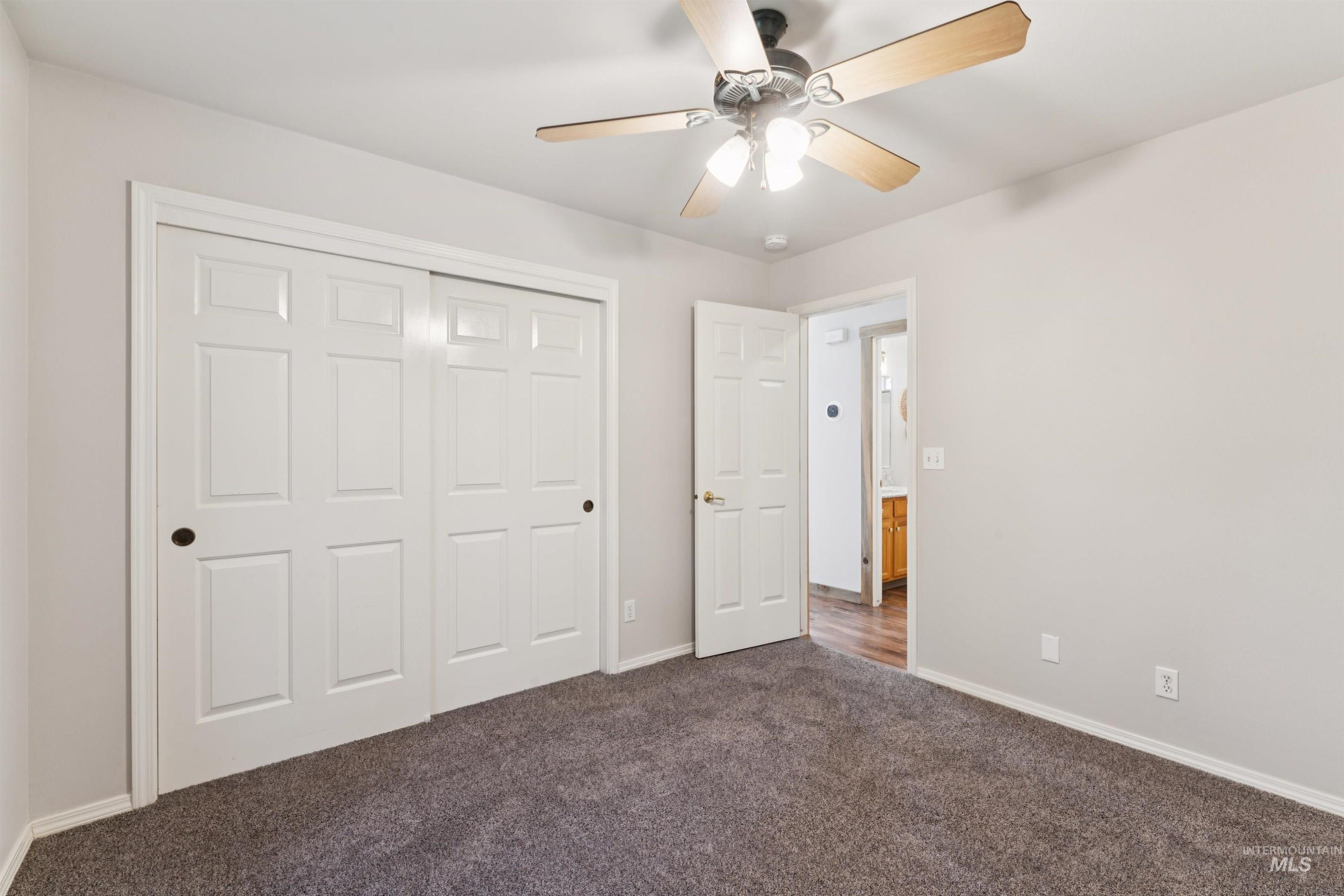 1081 W Ashwood Ct.