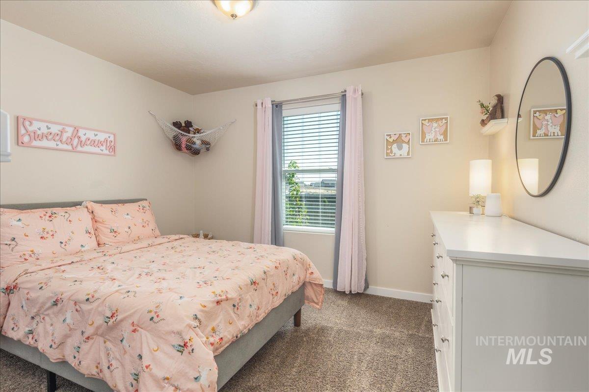 420 S Willow Tree Ave