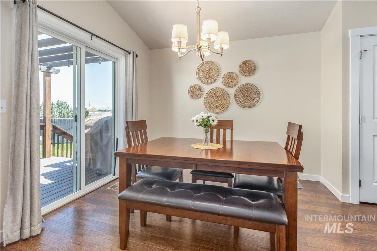 420 S Willow Tree Ave