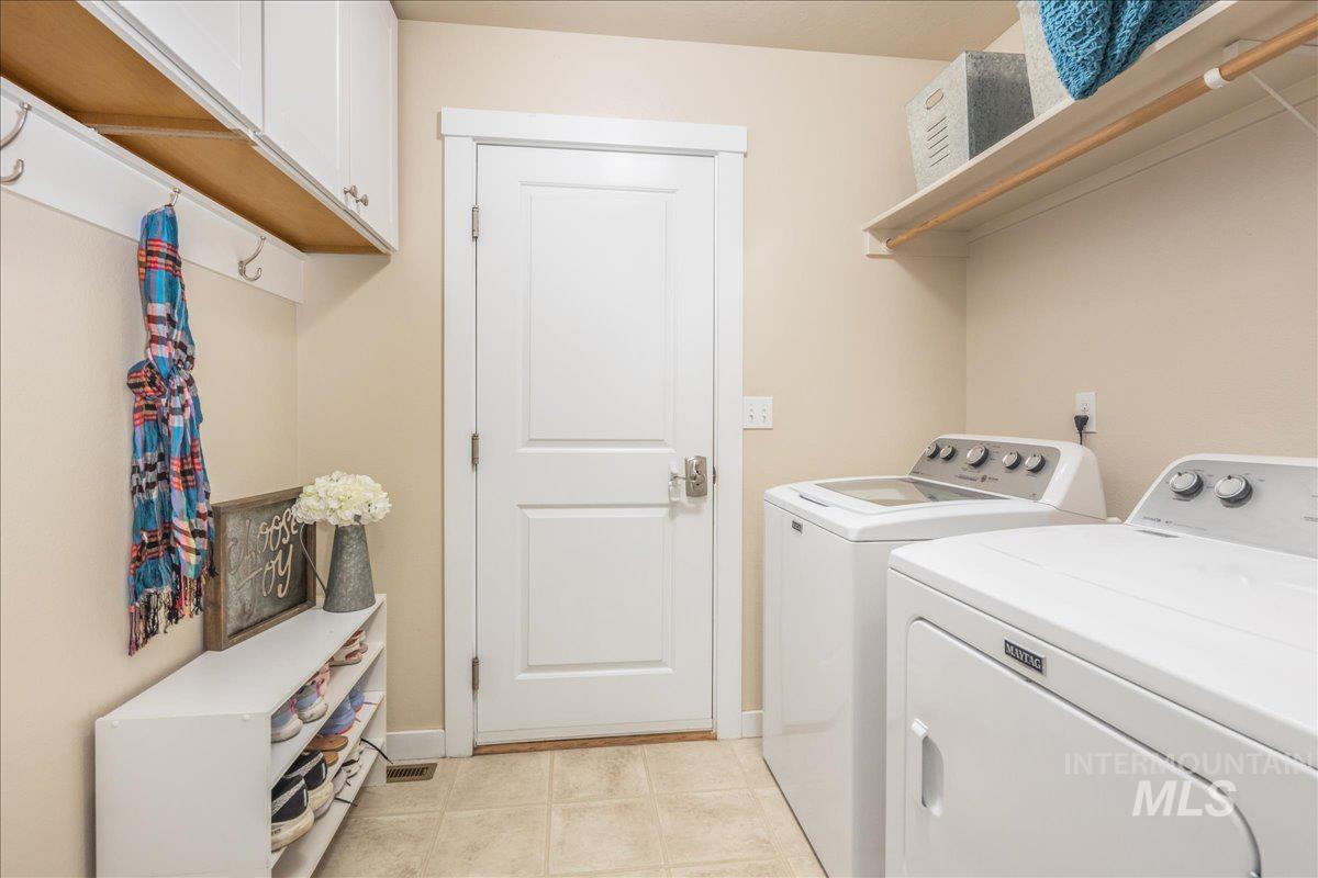 420 S Willow Tree Ave