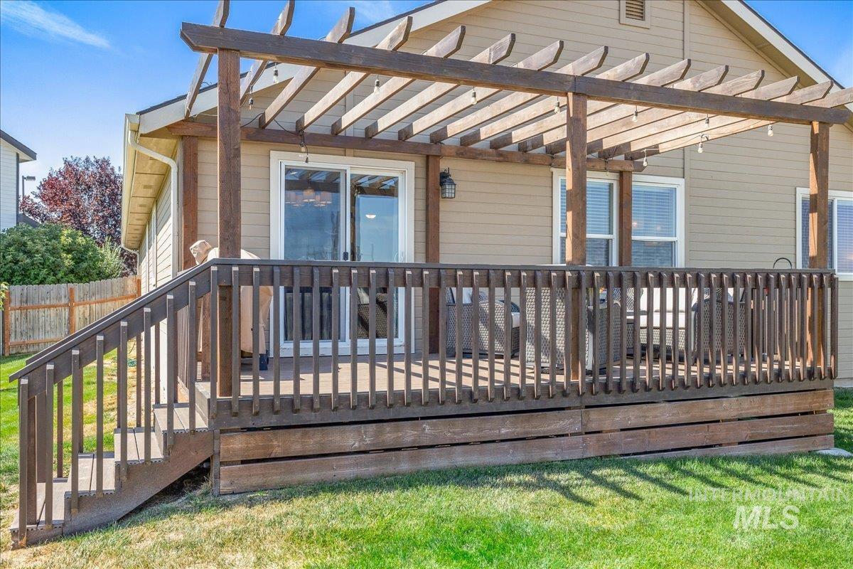 420 S Willow Tree Ave