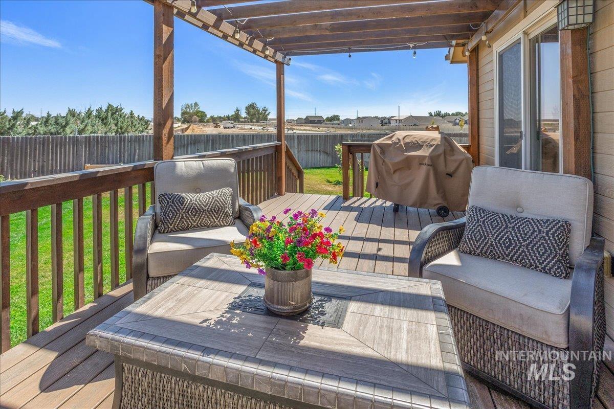 420 S Willow Tree Ave