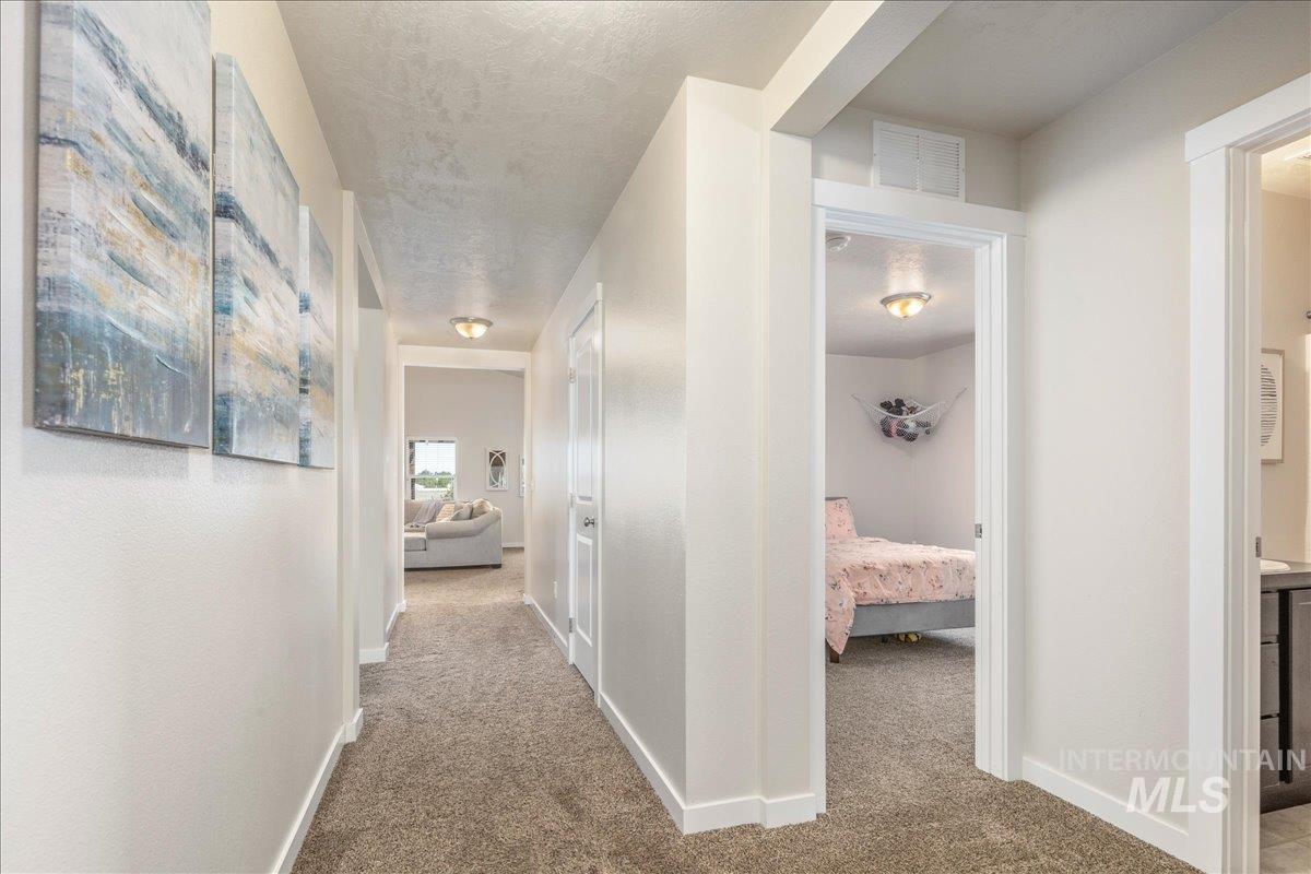 420 S Willow Tree Ave