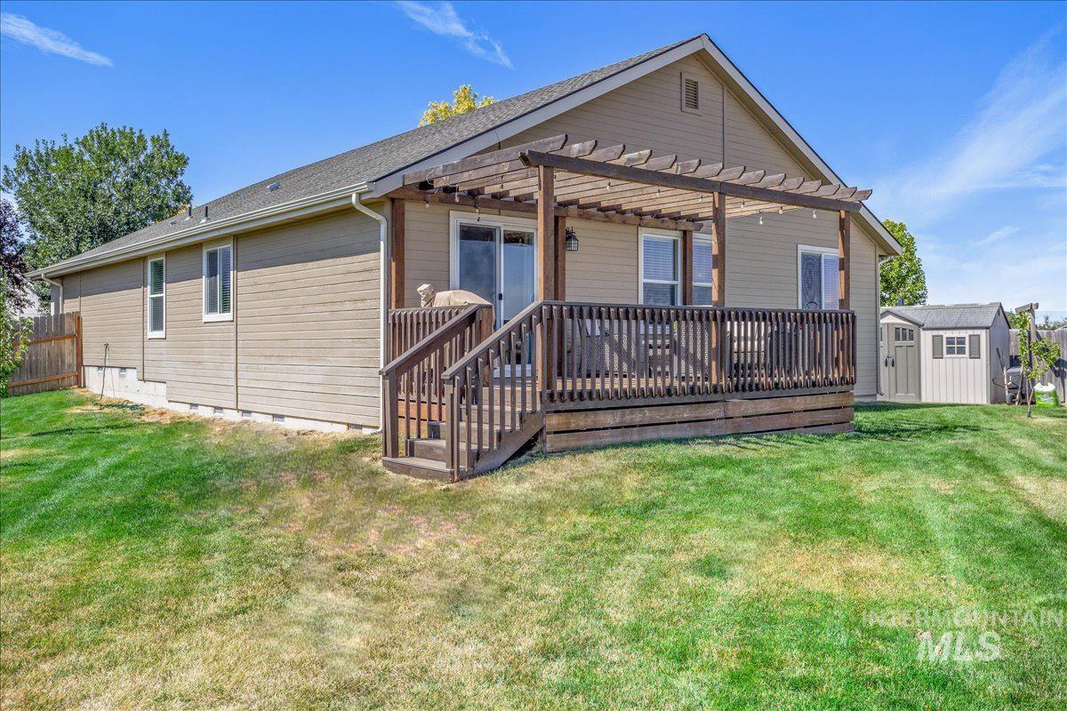 420 S Willow Tree Ave