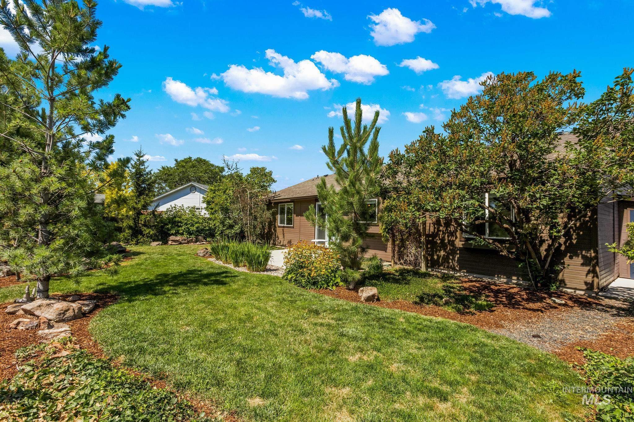 8085 W Rygate Ct