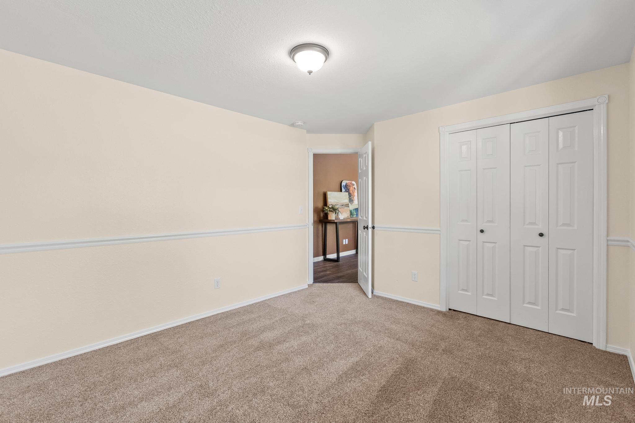 8085 W Rygate Ct