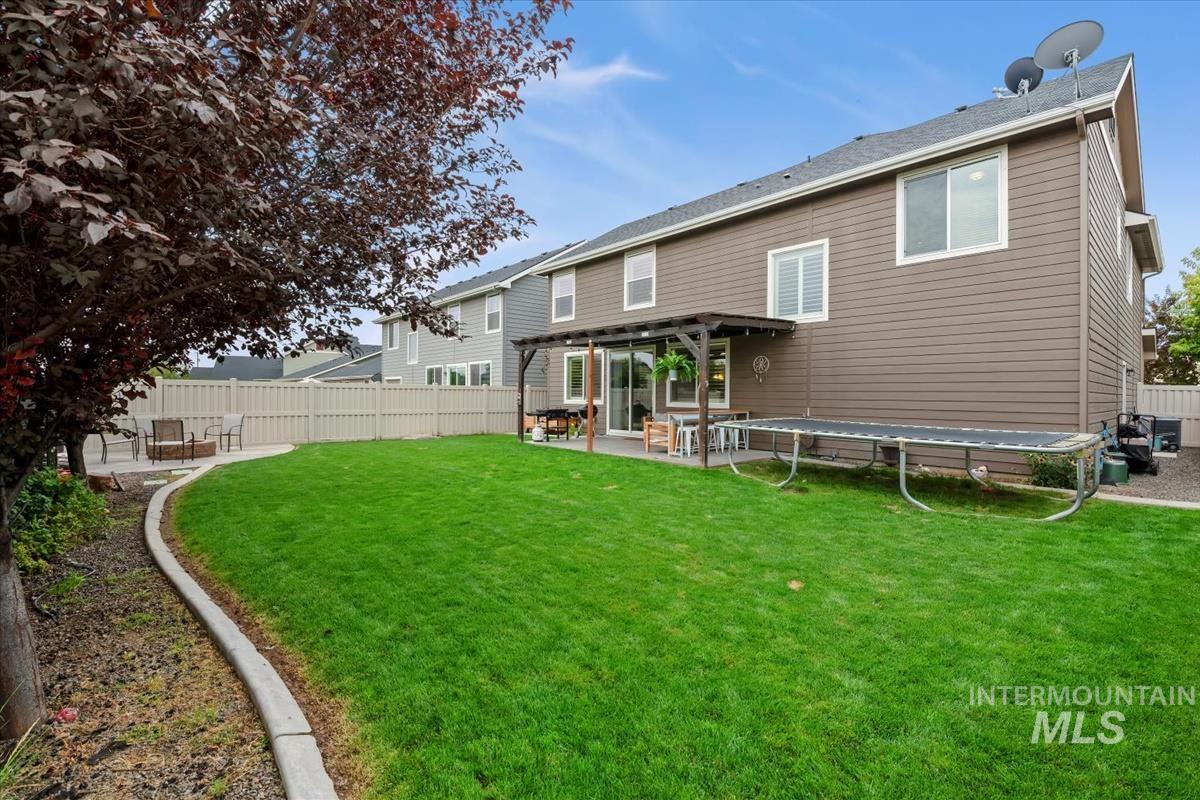 9472 S Rock Cliffs Way