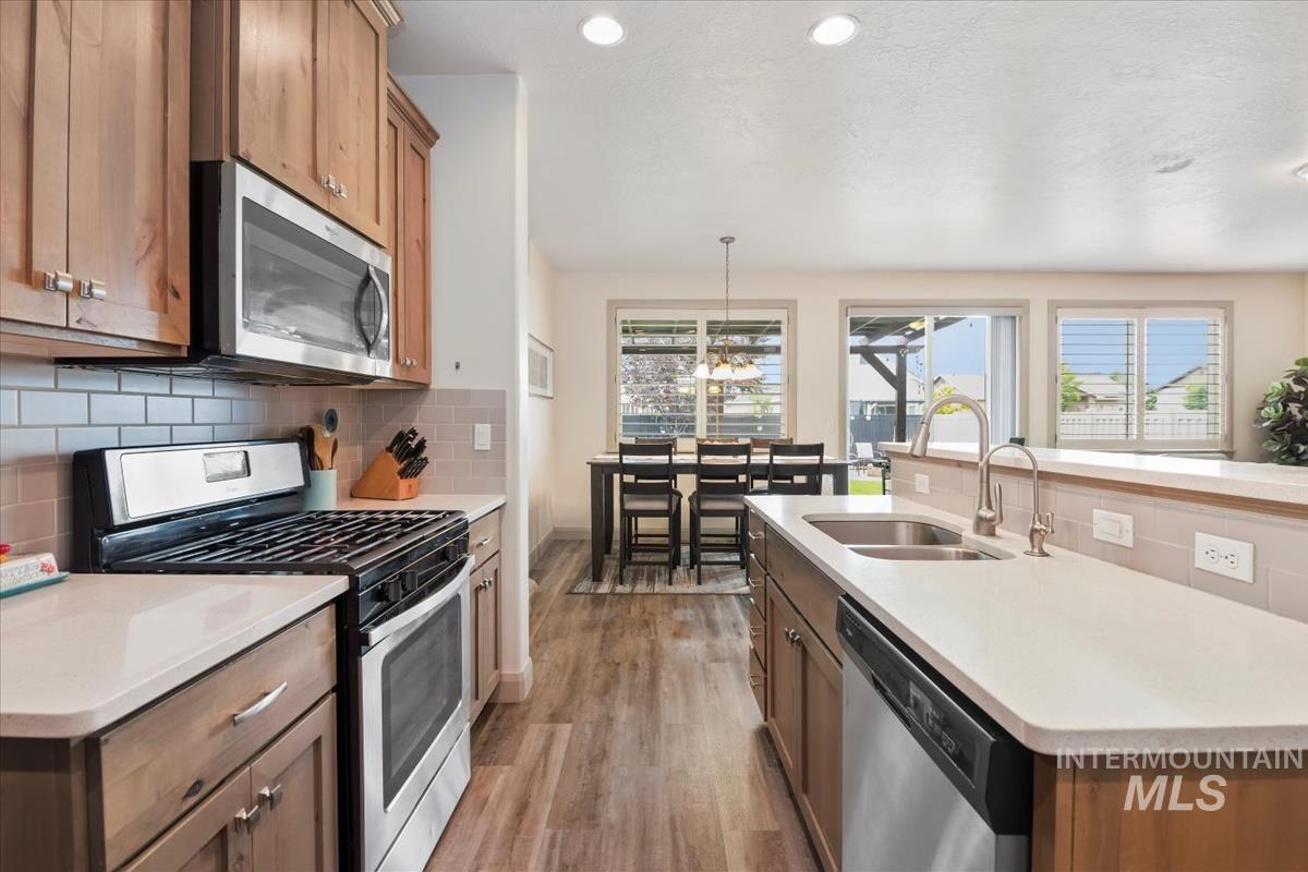 9472 S Rock Cliffs Way