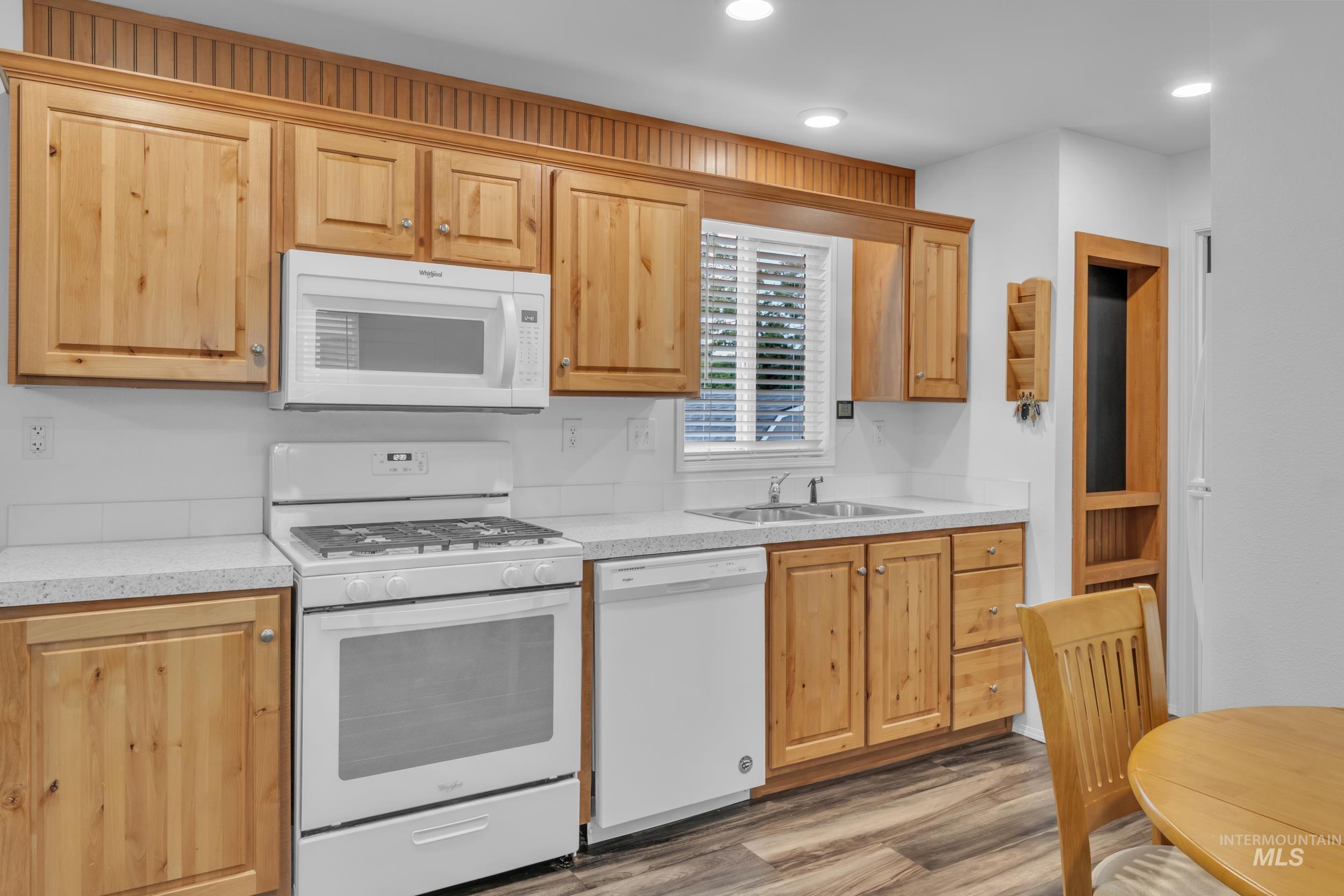1011 N Fawn Lane