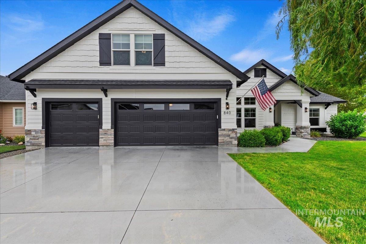 840 N Pine Brook Way