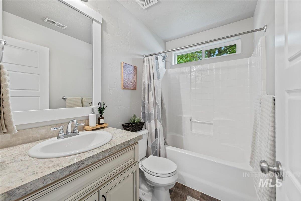 840 N Pine Brook Way